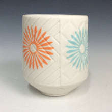 Load image into Gallery viewer, Kelly Justice Tall 4-Pattern Cup with Pinwheels #220
